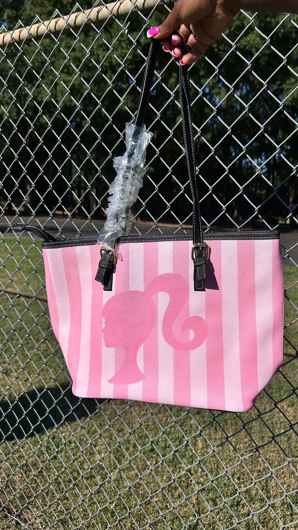 That’s a Barb! Tote